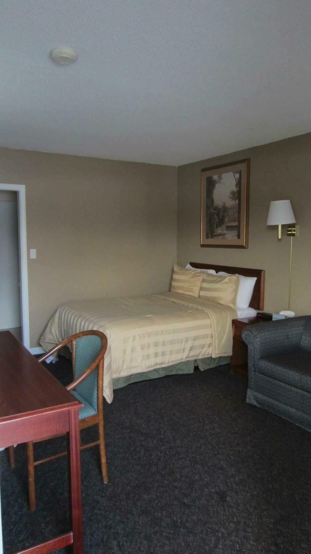 Village Inn&Suites - Sudbury Lively Exteriör bild
